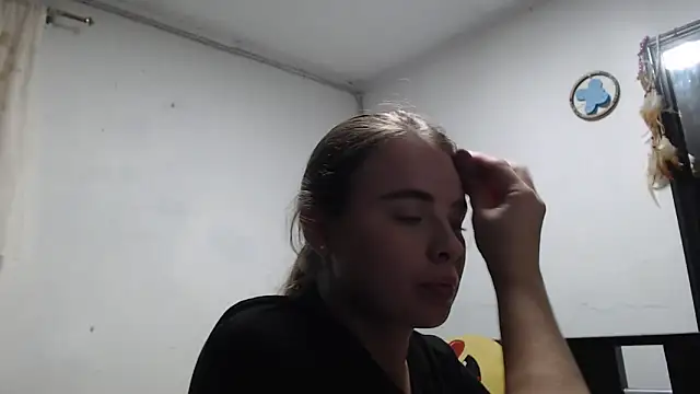 HellenMiyer1111's cam snapshot