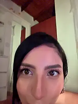 Alicia_vellami's cam snapshot