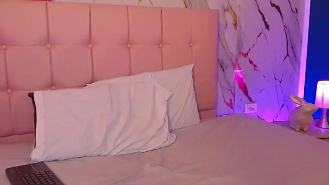 Red_kytty6's cam snapshot