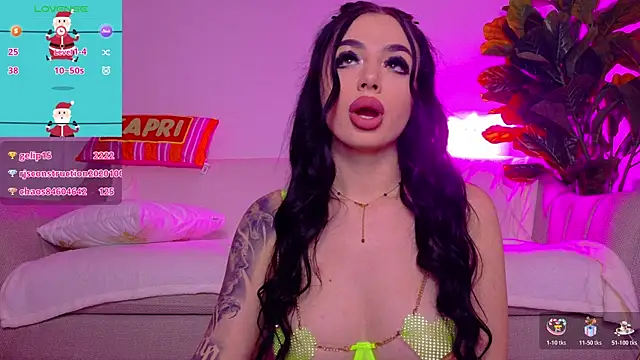 TiaBelle live sex cam