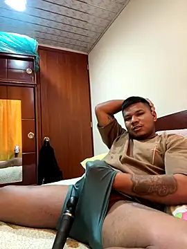 Saipadpuer30 live sex cam