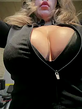 Alirawrz live sex cam