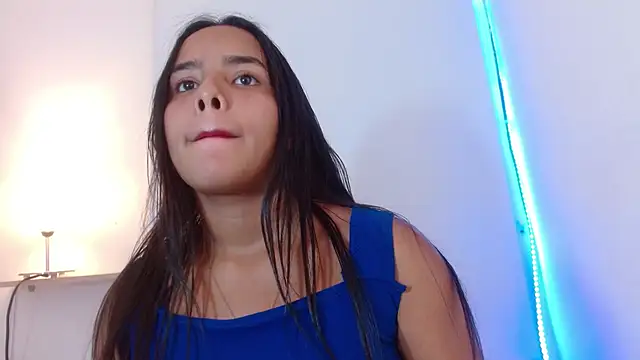 Roxy_Stonee's cam snapshot