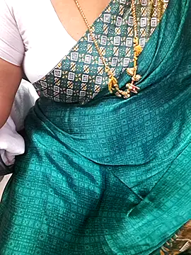 Tamil_Ammani's cam snapshot