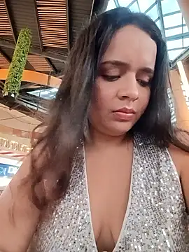 Julieth_hot-69's cam snapshot