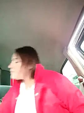 Lesly_10-'s cam snapshot