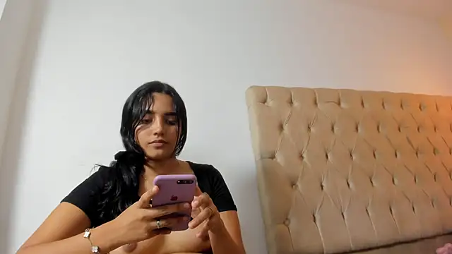 Dakota_x18's cam snapshot