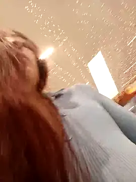 Scarlet_Aura's cam snapshot