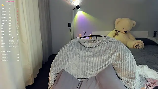 BelleDream live sex cam