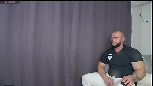 RickyMiami1 live sex cam