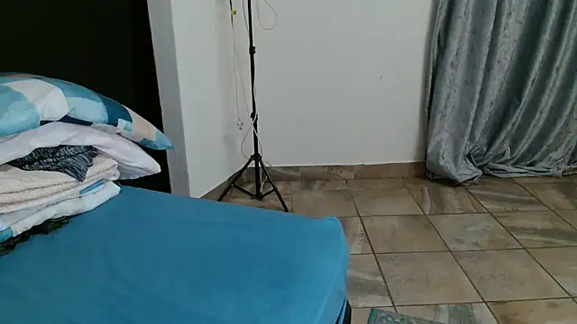 Sex_bomb30's cam snapshot