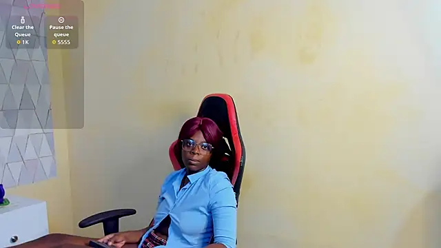 OliviaGarciaa's cam snapshot