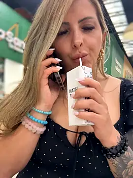 _Abril-Office1 live sex cam