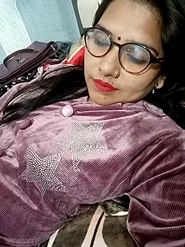 urvashi01224 live sex cam