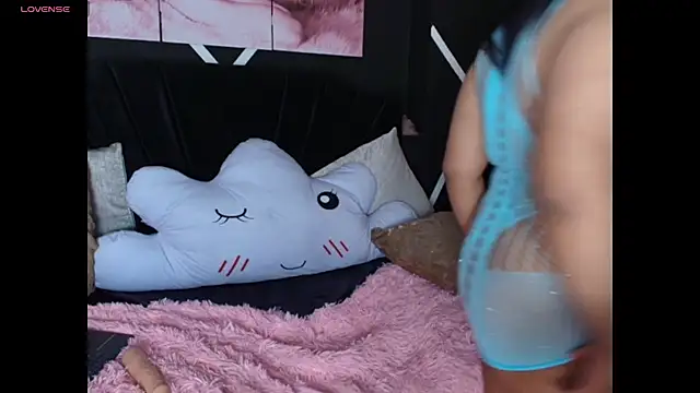 Naomy_noa's cam snapshot