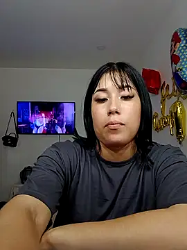 hot-shaved-baby's cam snapshot