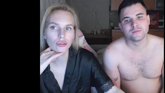 Elsa_Li's cam snapshot