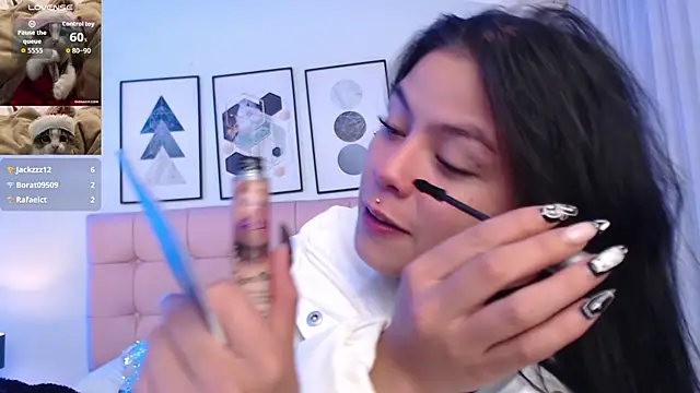 KikiVelvet's cam snapshot