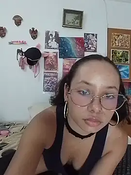 kiaralenon's cam snapshot