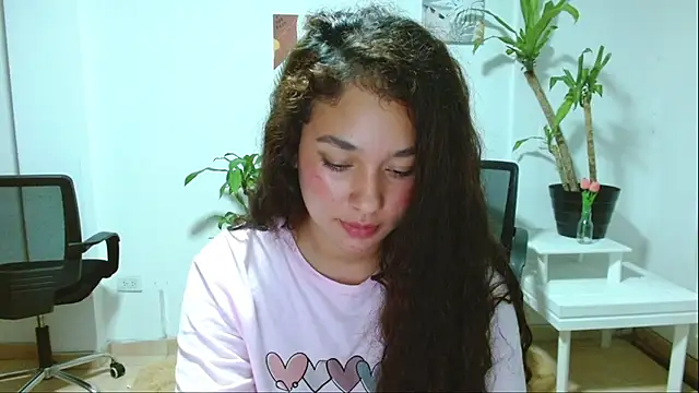 lana_rousse01's cam snapshot