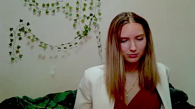 _kikiclark__'s cam snapshot