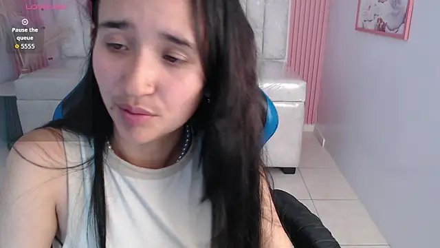 bella_vibess_s's cam snapshot