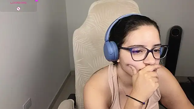 blue__moon_'s cam snapshot