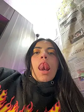 i_am_nina_'s cam snapshot