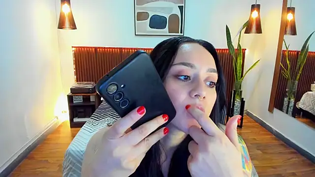 KatherineBond's cam snapshot