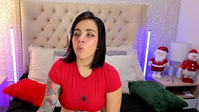 SuccubusDolly's cam snapshot