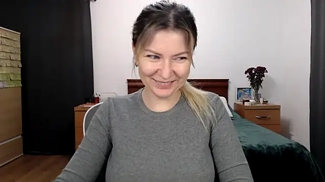 ParadiseAlina's cam snapshot