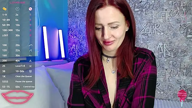 ElisaJane's cam snapshot