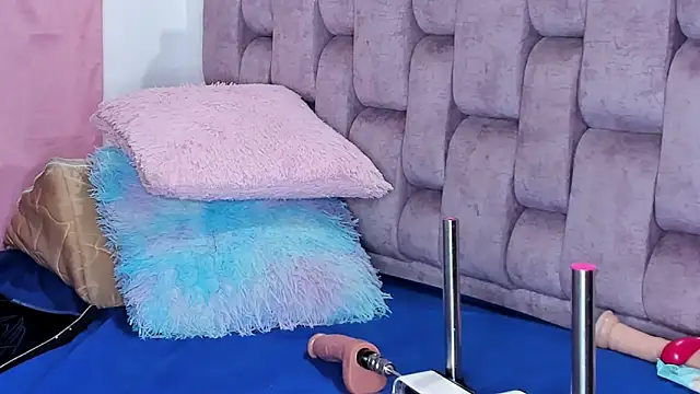 Alexa-Hunter's cam snapshot