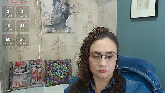 Amelie_Bakerr_'s cam snapshot