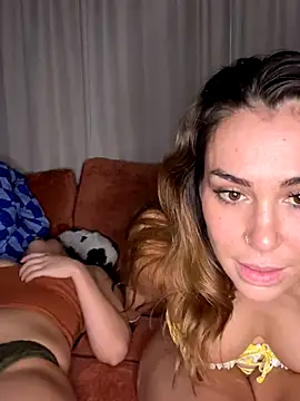 LeaGambit__ live sex cam