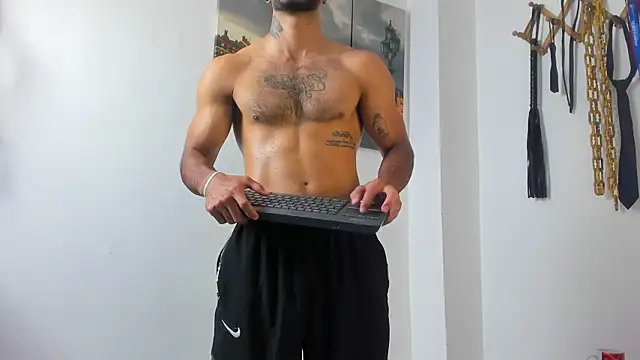 JuanBlade live sex cam