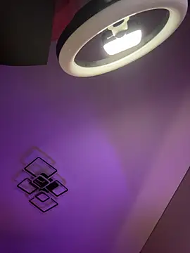 Mariiiiiway's cam snapshot