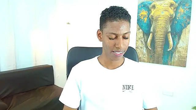 maiki18_'s cam snapshot