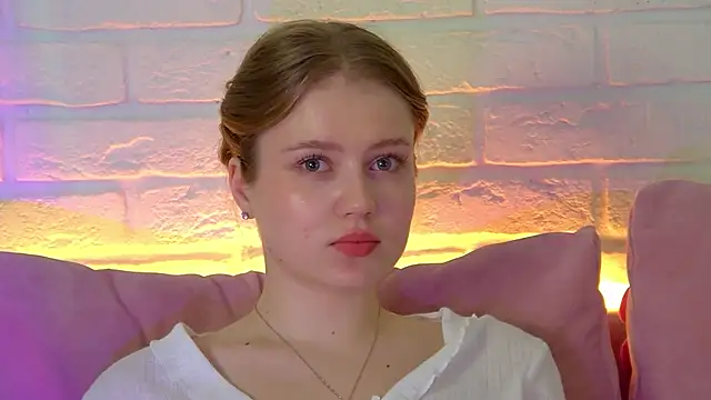 SelinSwarovski's cam snapshot