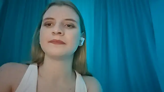 LynteriLain's cam snapshot