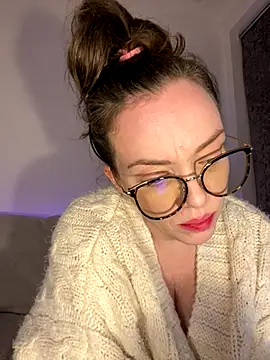 FemDom_RubyKnightXXO's cam snapshot