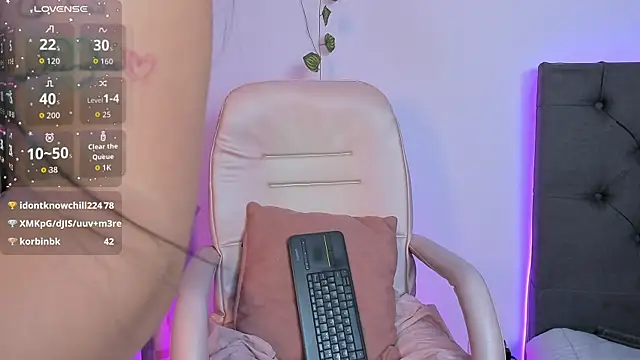 Quiinn_bx's cam snapshot