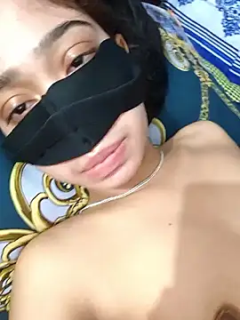 maya-Couple19 live sex cam