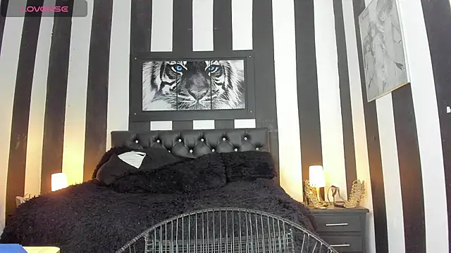 curvypaulina4u's cam snapshot