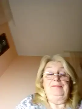 AmyLove353's cam snapshot