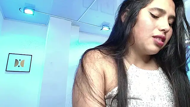 Gemma_bellini's cam snapshot