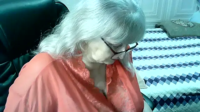 LolkaAlyss's cam snapshot