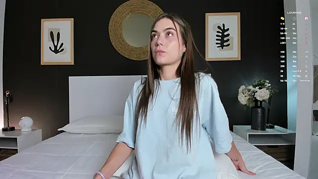 AlannaRussell_ live sex cam