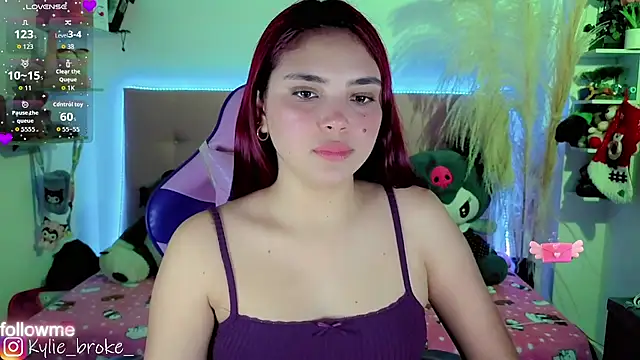 Kylie_brokee's cam snapshot