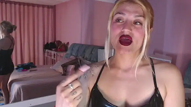 Camila_Russoo's cam snapshot